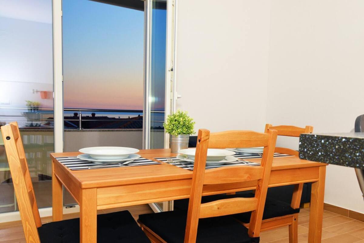 Avada Premium Apartment Novalja Exterior photo